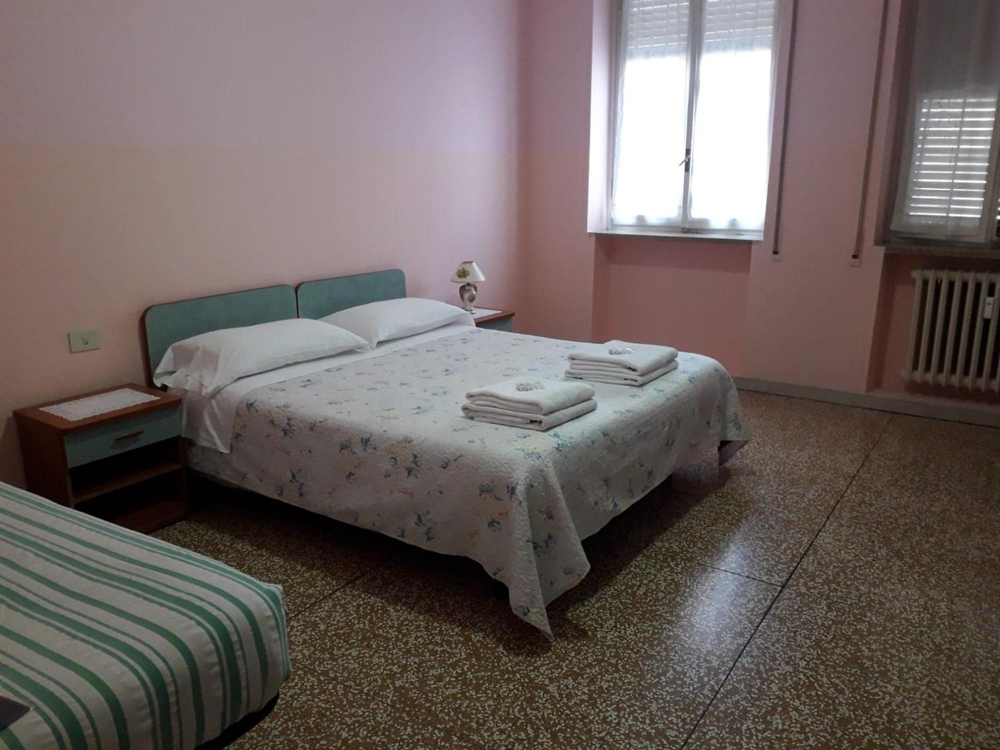 B&B Silvano Bologna Bagian luar foto
